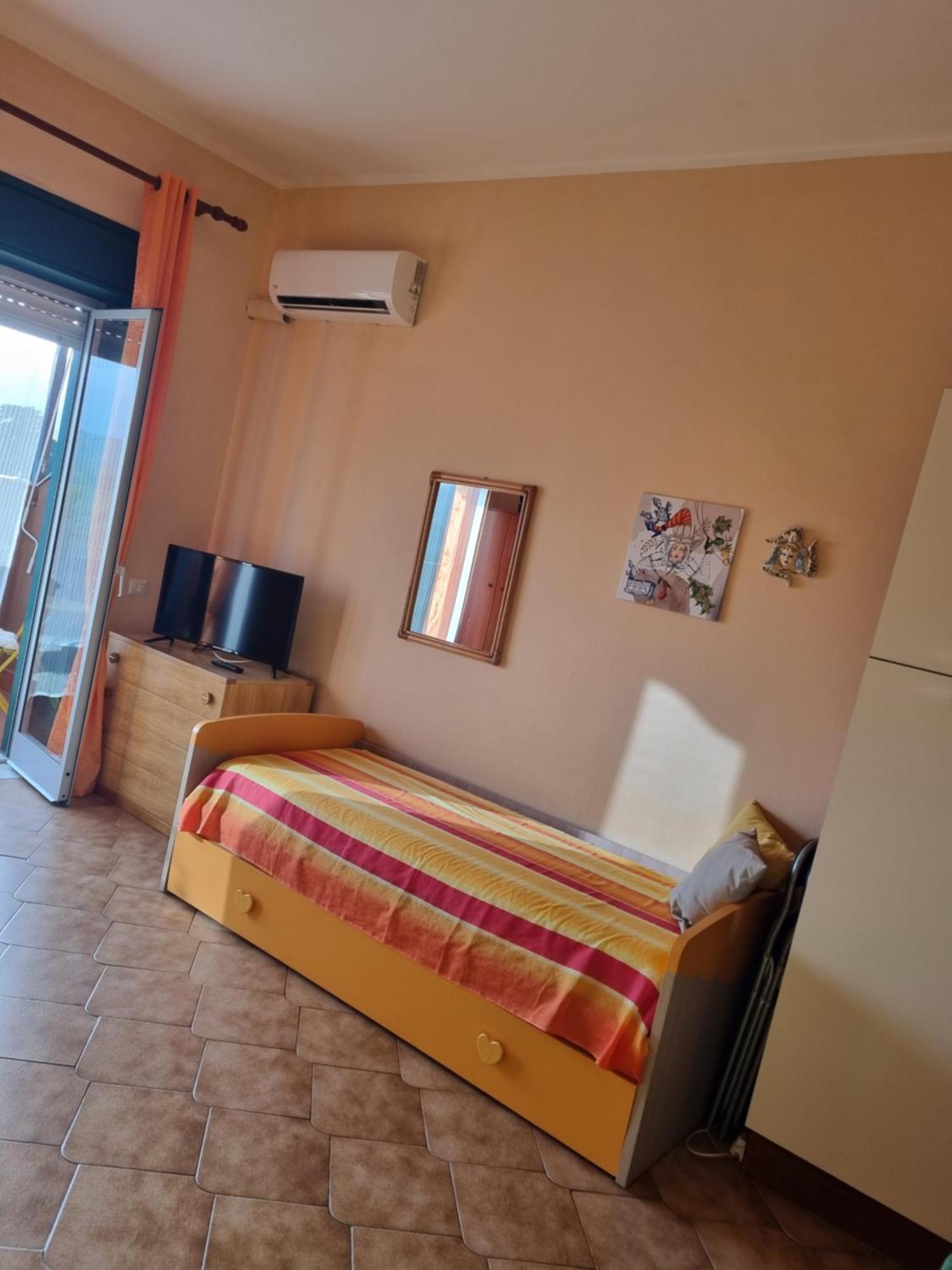Appartamento Les Roches Noires Giardini Naxos Eksteriør bilde